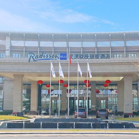 Radisson Blu Hotel Wuhan Etd Zone Exterior foto