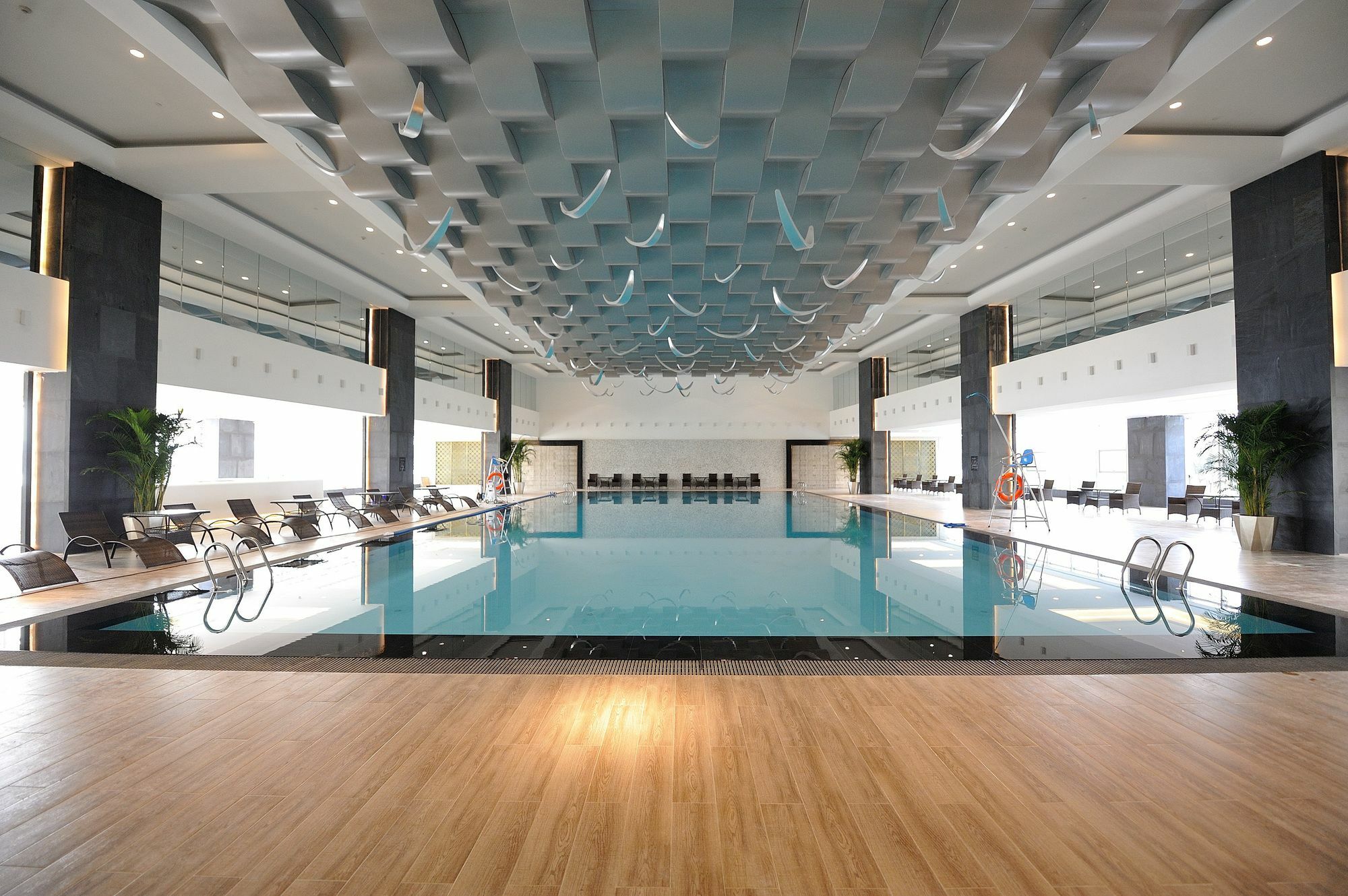 Radisson Blu Hotel Wuhan Etd Zone Exterior foto